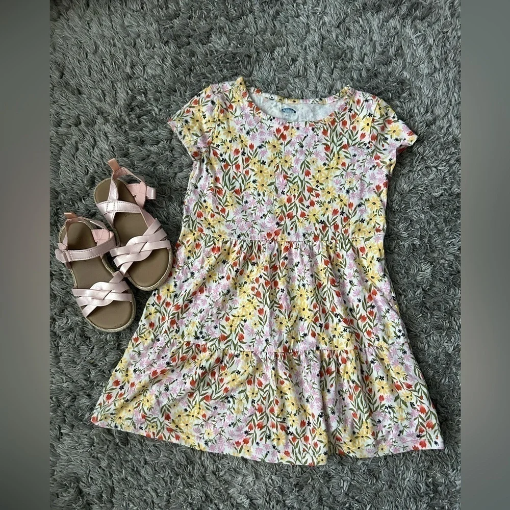 Old Navy Girls Flower Dress Size 5